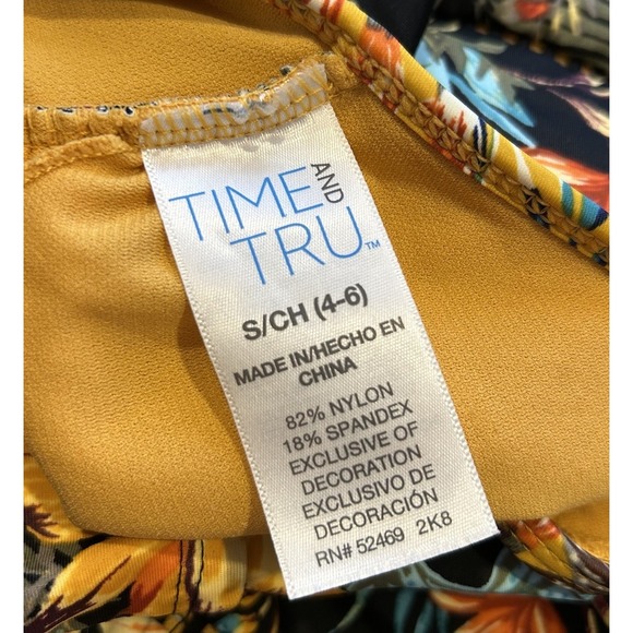Time & Tru Halter Floral Swim Top Size‎ 4-6 - Picture 4 of 4